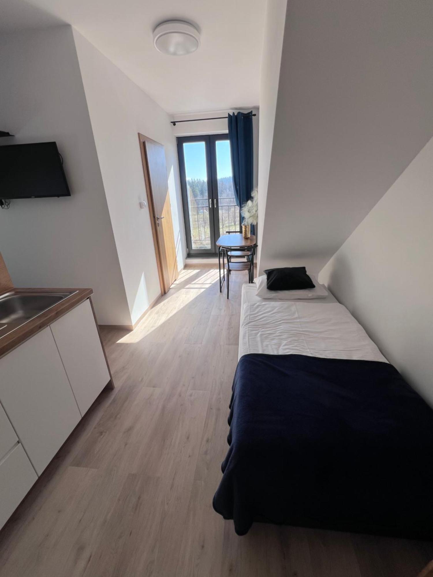 Apartamenty Divemed Єленя-Ґура Екстер'єр фото