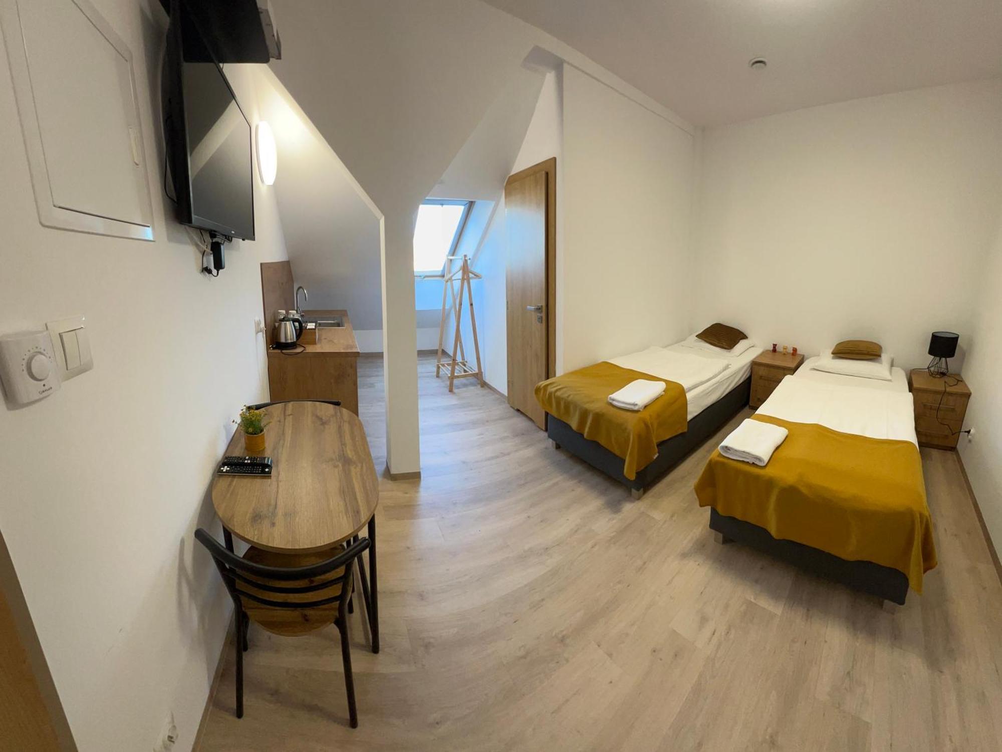 Apartamenty Divemed Єленя-Ґура Екстер'єр фото