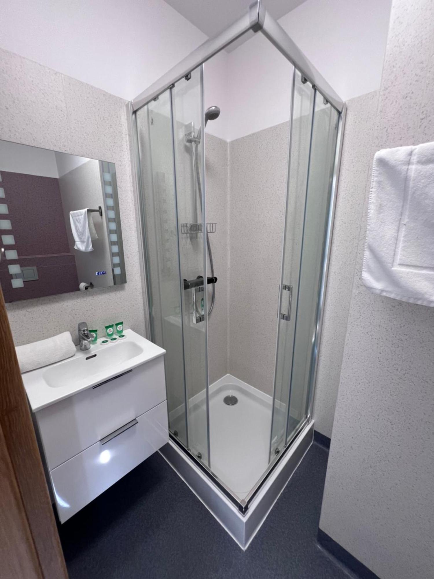 Apartamenty Divemed Єленя-Ґура Екстер'єр фото